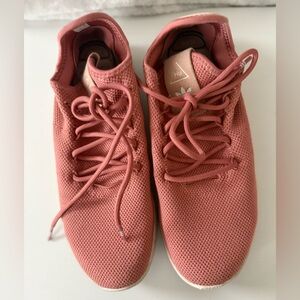 Adidas Women's Coral Sneakers